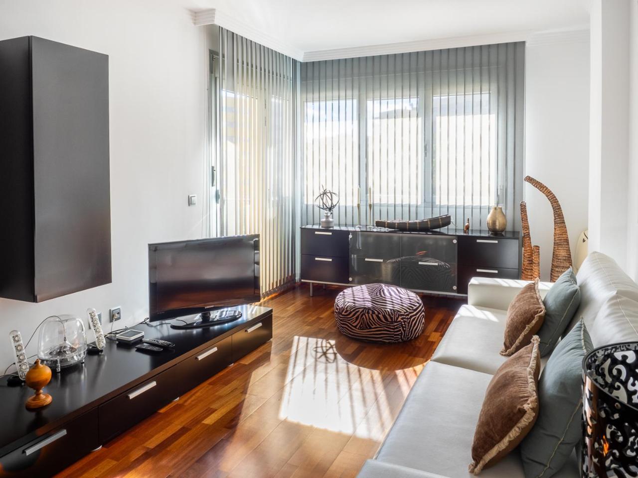 Apartment Abora Garden With Terrace, Pool, Extensive Gardens And Free Parking ลาสปัลมาส เด กรานคานาเรีย ภายนอก รูปภาพ